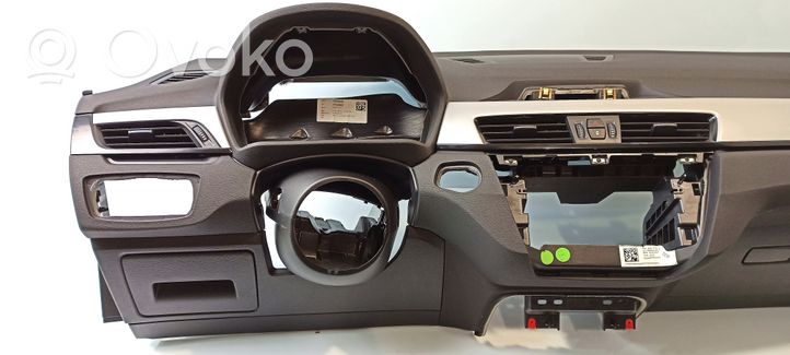 BMW X1 F48 F49 Kojelauta 027553