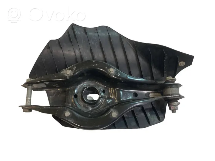 BMW 4 F36 Gran coupe Triangle bras de suspension supérieur arrière 2467125