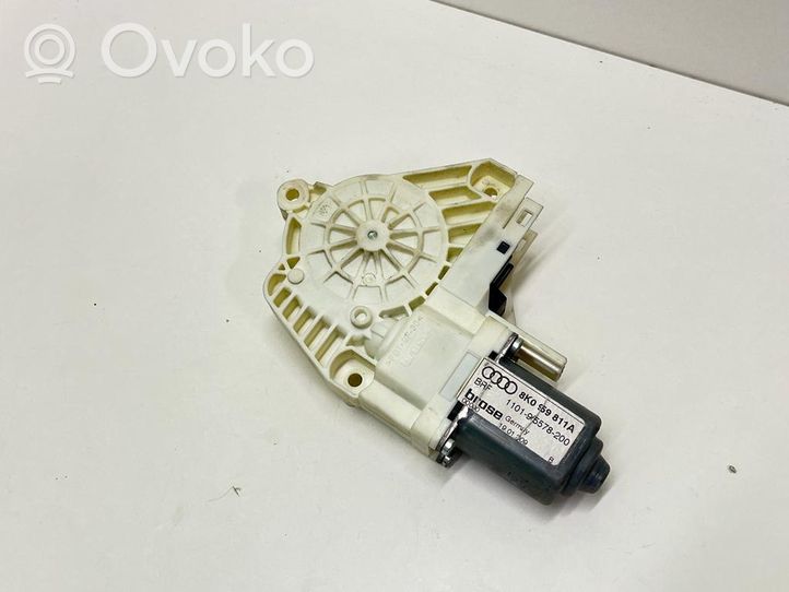 Audi A6 C7 Galinis varikliukas langų pakėlėjo 8K0959811A