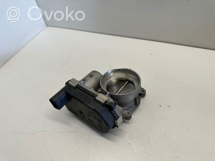 Volkswagen Golf VIII Electric throttle body valve 04E133062Q