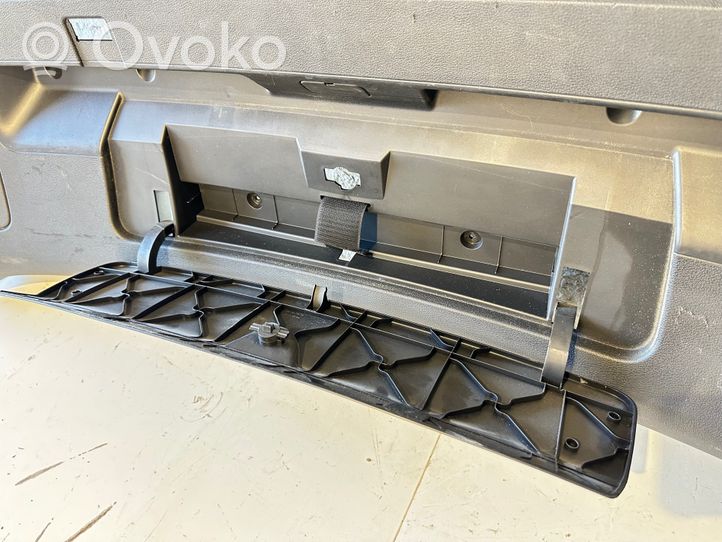 Audi Q7 4L Verkleidung Heckklappe Kofferraumdeckel 4L0867973B