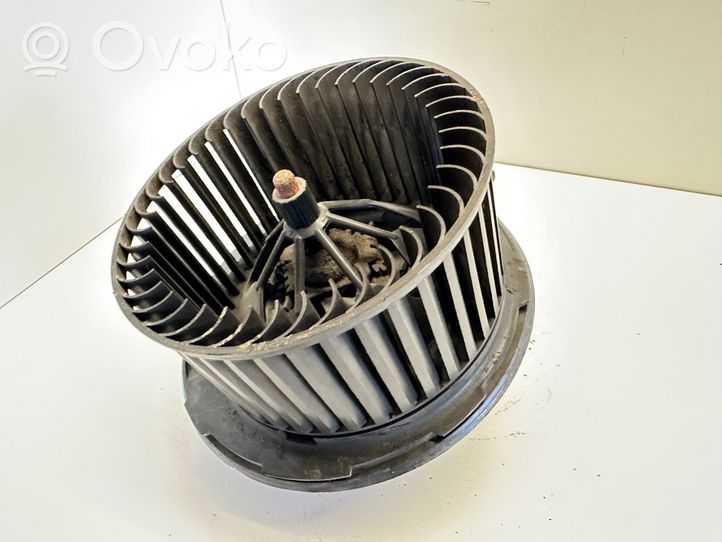 Volkswagen Tiguan Mazā radiatora ventilators 1K1819015C