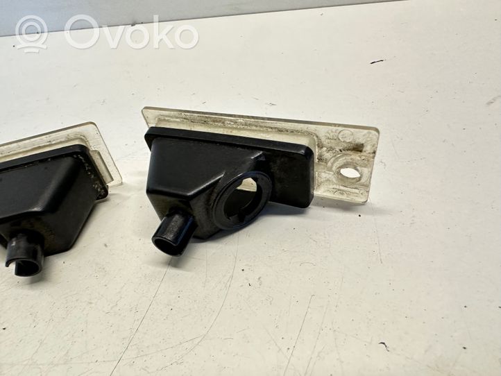 Volvo XC70 Lampa oświetlenia tylnej tablicy rejestracyjnej 9187153