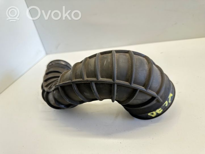 Volvo XC70 Air intake hose/pipe 08634143