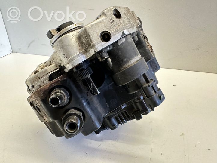 Volvo XC70 Pompa wtryskowa wysokiego ciśnienia 8689591