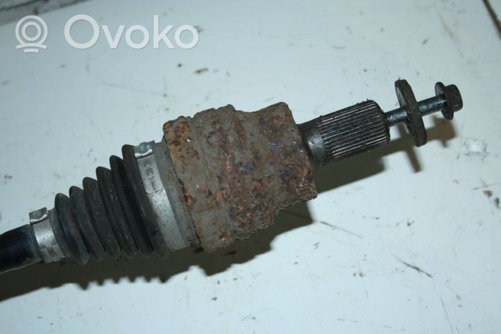 Volvo XC70 Передняя полуось T041112