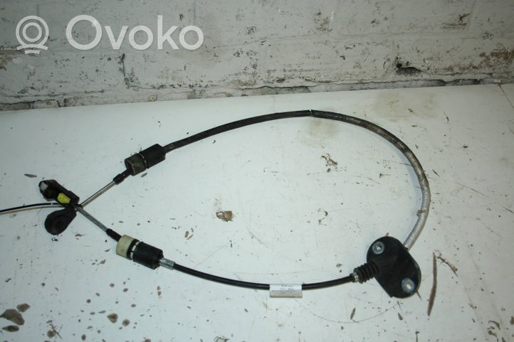 Volvo XC70 Gear shift cable linkage 31325981