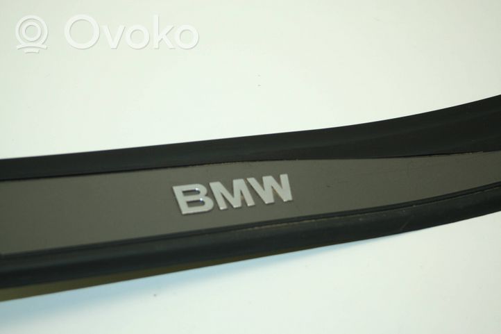 BMW 5 E60 E61 Listwa progowa tylna 7074511