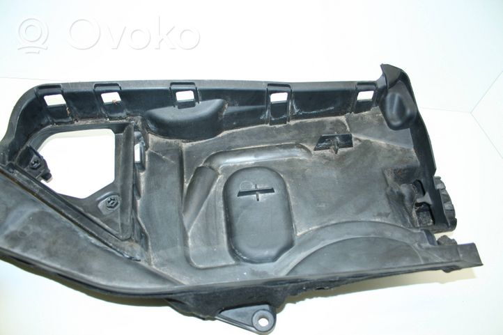 BMW 5 E60 E61 Oro mikrofiltro rėmas (dalis) 6921601