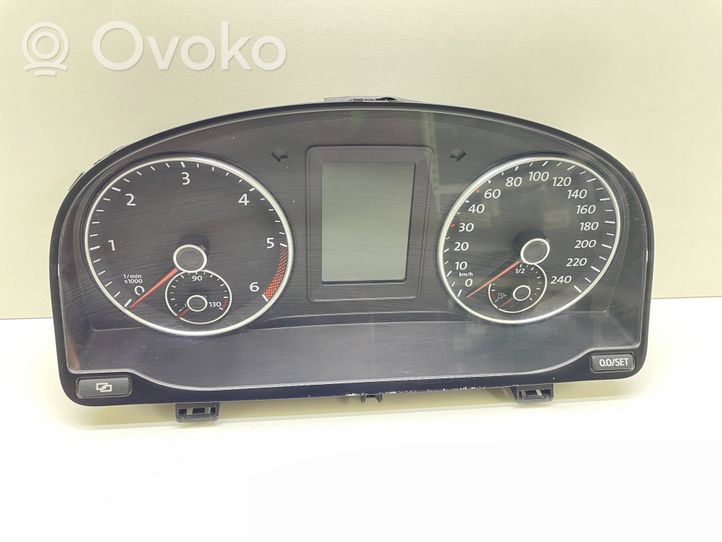 Volkswagen Touran II Speedometer (instrument cluster) 1T0920871D
