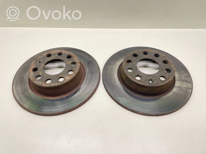 Volkswagen Touran II Rear brake disc 