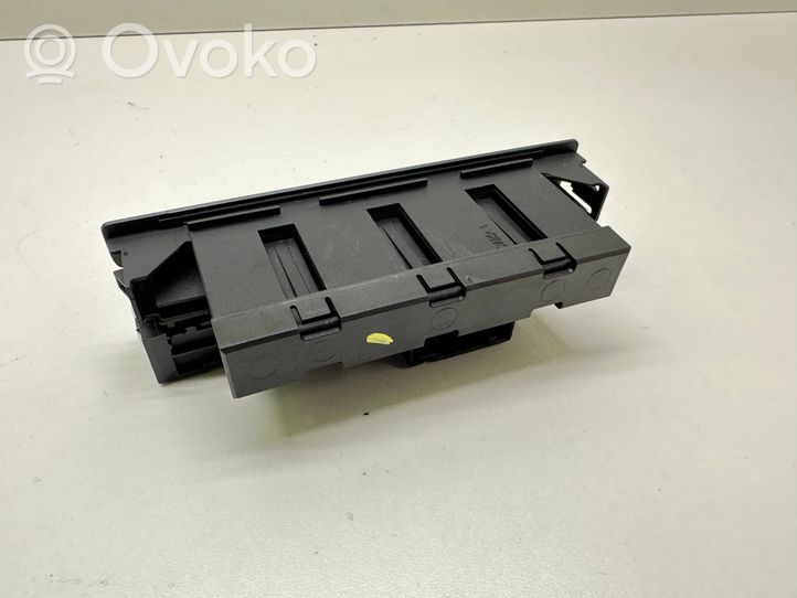 Volkswagen Tiguan Traction control (ASR) switch 5N1927132T