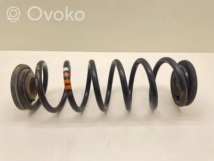 Volkswagen Touran II Rear coil spring 