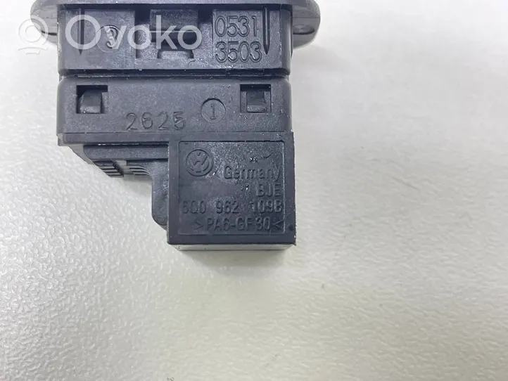 Volkswagen Tiguan Alarm switch 6Q0962109B