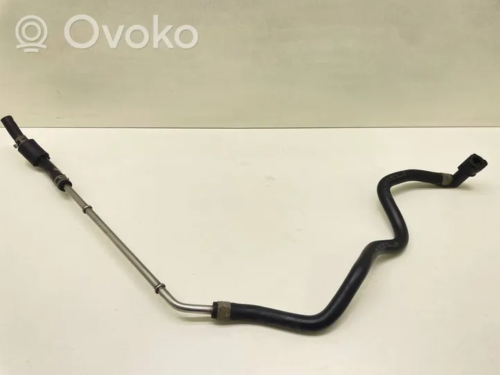 Volkswagen Tiguan Tuyau d'alimentation conduite de carburant 04E133723