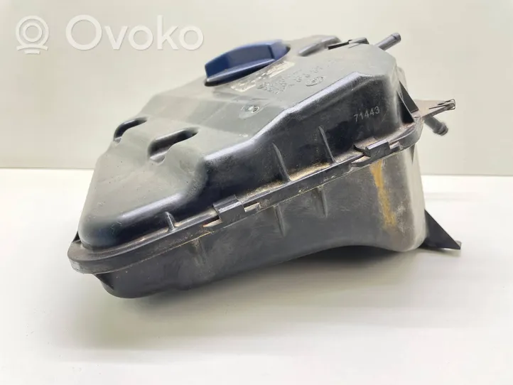 Audi Q7 4L Coolant expansion tank/reservoir 7L0121407E