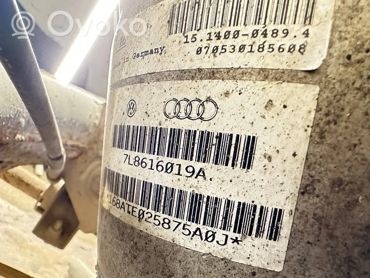 Audi Q7 4L Pusrāmis aizmugurējais / priekšējais 7L0500041