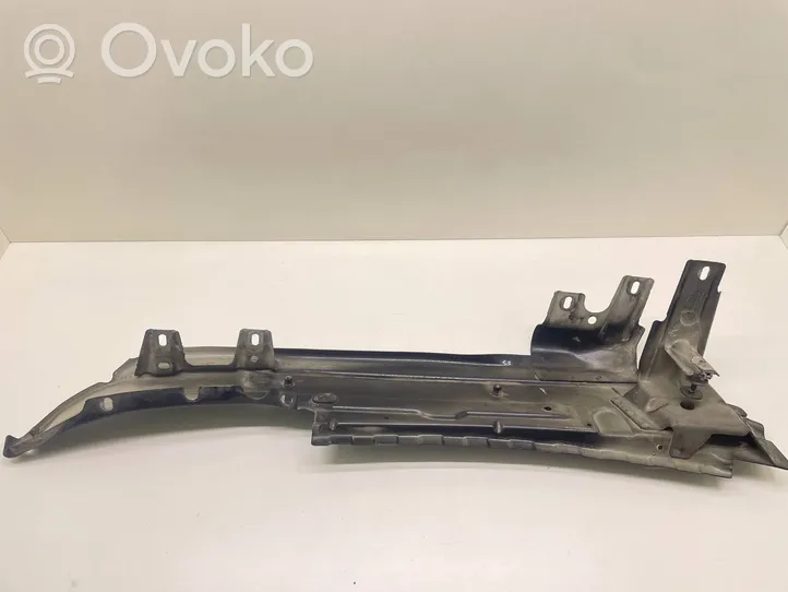 Audi Q7 4L Support de montage d'aile 4L0805158A