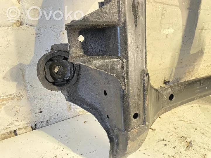 Audi Q7 4L Sottotelaio anteriore 7L0407747A