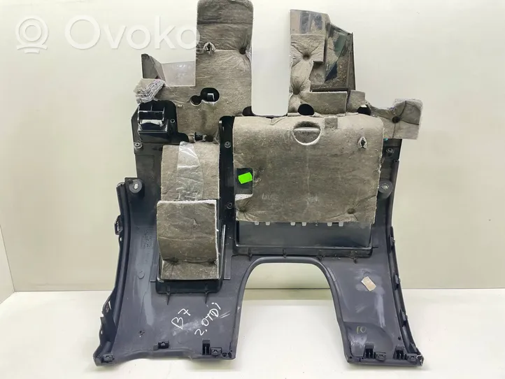 Audi A4 S4 B7 8E 8H Panelės apdailos skydas (apatinis) 8E1863075C