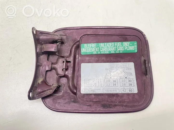 Audi 80 90 B3 Bouchon, volet de trappe de réservoir à carburant 034010017B