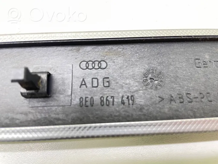 Audi A4 S4 B6 8E 8H Ramka schowka deski rozdzielczej 8E0867419