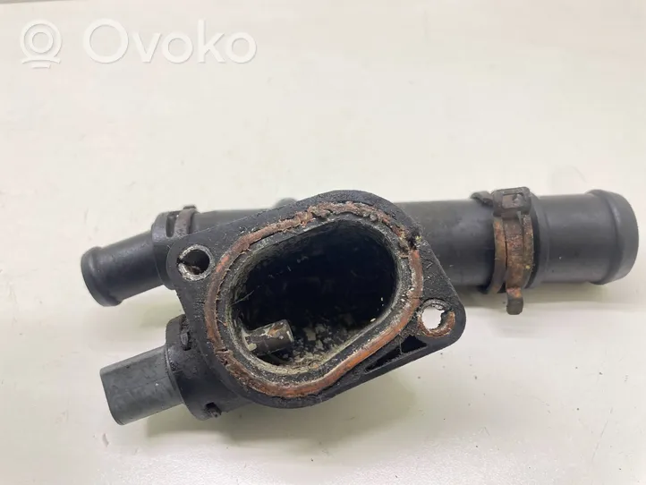 Volkswagen PASSAT B6 Tuyau de liquide de refroidissement moteur 03G121132