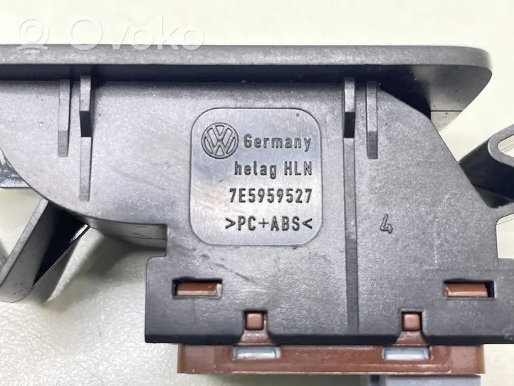 Volkswagen PASSAT B8 Interruptor para la barra de remolque retráctil 7N09595116