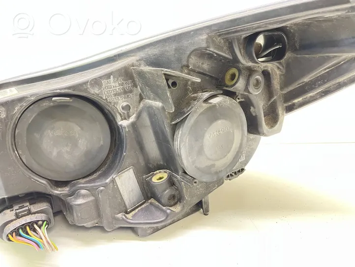 Ford Focus Lampa przednia BM5113W029AK