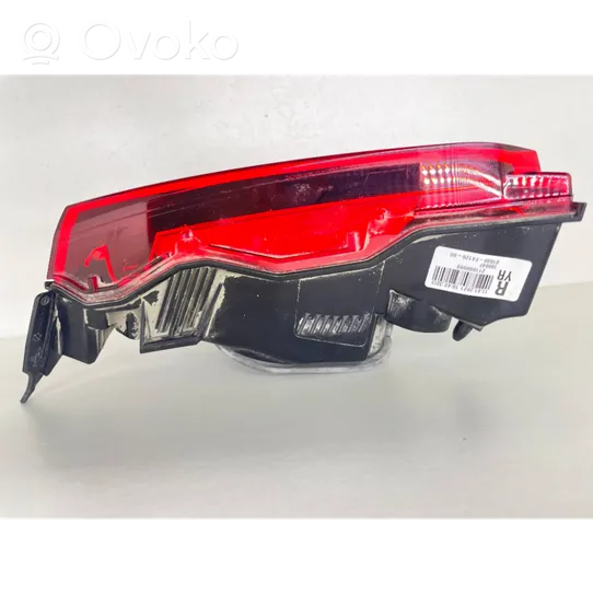 Toyota C-HR Luci posteriori del portellone del bagagliaio 81580F4120