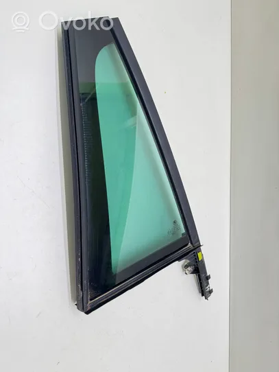 Skoda Kodiaq Rear vent window glass 565845214