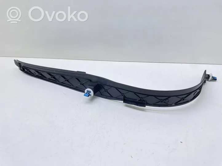 Volvo XC60 Copertura del rivestimento del sottoporta anteriore 31271397