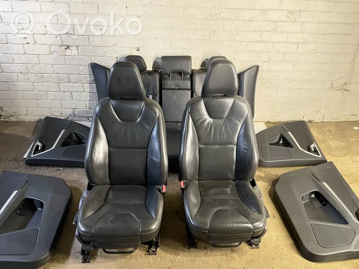 Volvo XC60 Set interni 