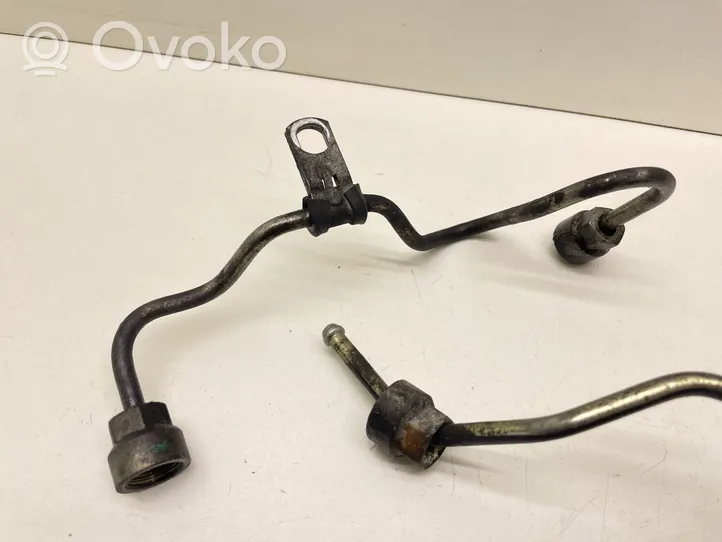 Volvo XC60 Fuel line pipe 