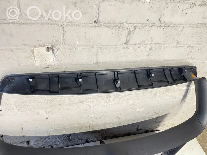 Volkswagen Golf VI Rivestimento portellone 5K6867605