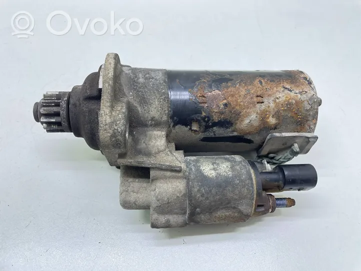 Volkswagen Golf VI Starter motor 