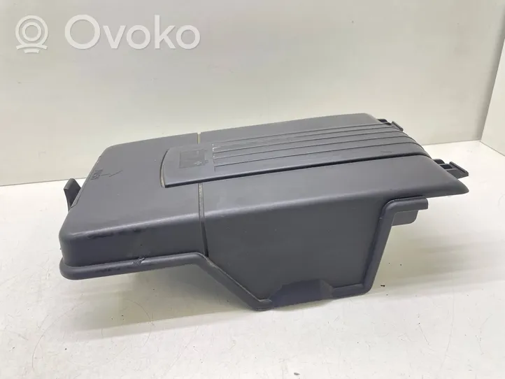 Volkswagen Golf VI Tapa/cubierta para la caja de la batería 3C0915443A