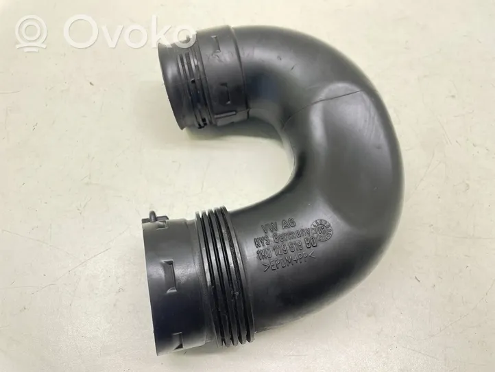 Volkswagen Golf VI Air intake hose/pipe 1K0129618BQ