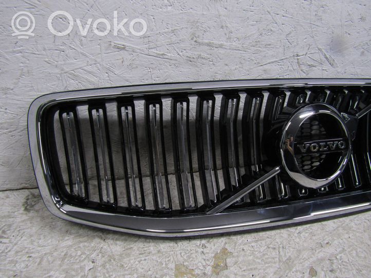 Volvo V60 Atrapa chłodnicy / Grill 1614463159