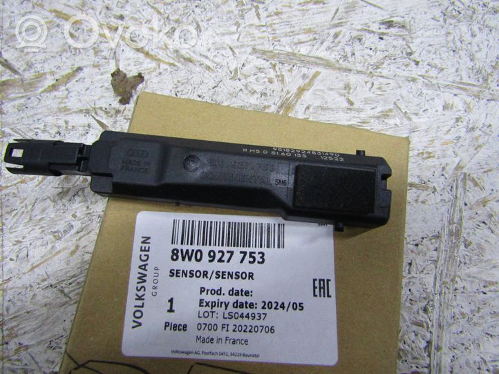 Audi A4 S4 B9 8W Maniglia esterna per portiera anteriore 8W0927753