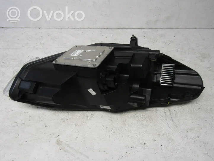 Ford Fiesta Phare frontale L1BB13E015GC