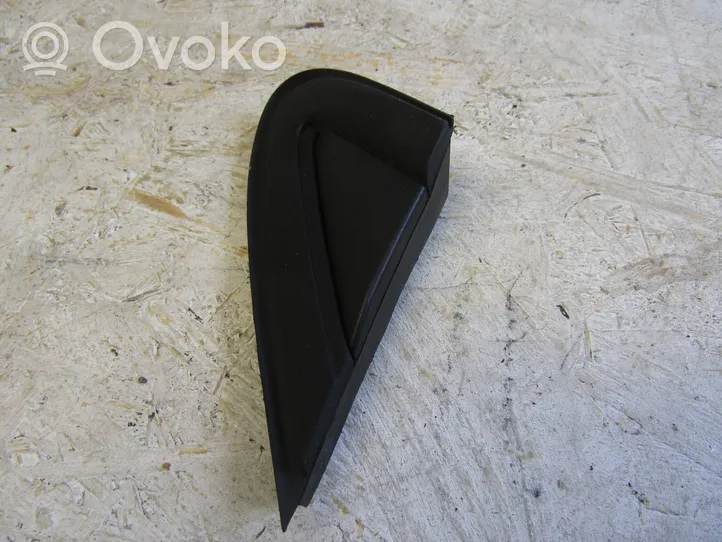 Volvo V40 Rivestimento passaruota anteriore 31416472