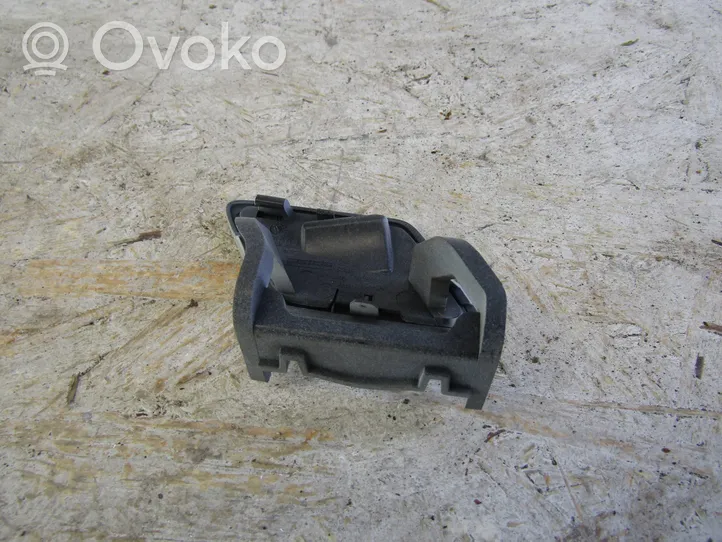 Audi A4 S4 B9 Zaślepka spryskiwacza lampy przedniej 8W0955275A