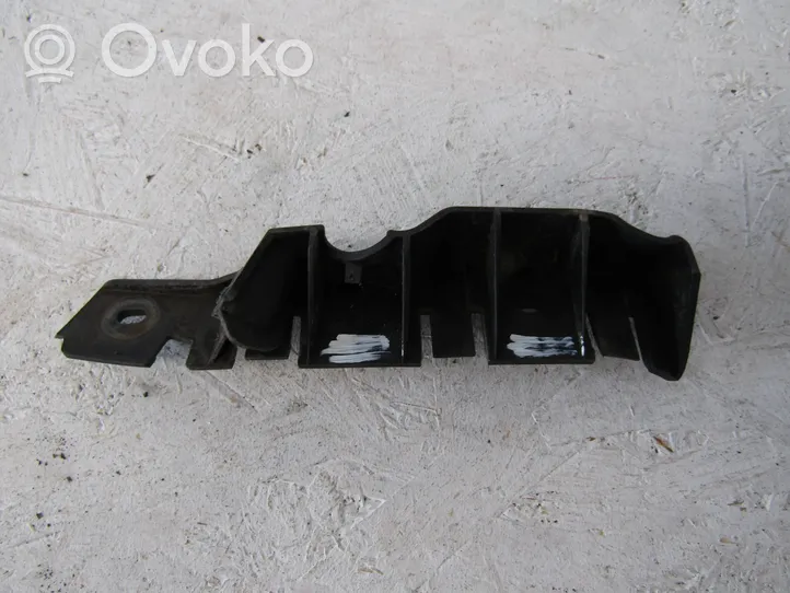 Audi A3 S3 A3 Sportback 8P Staffa di rinforzo montaggio del paraurti anteriore 8P0807183B