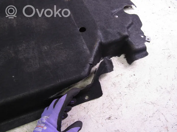 Audi Q7 4M Center/middle under tray cover 4M0825205AA