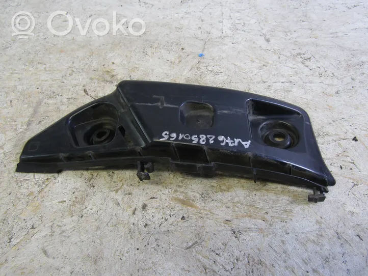 Mercedes-Benz A W176 Takapuskurin kannake A1768850165