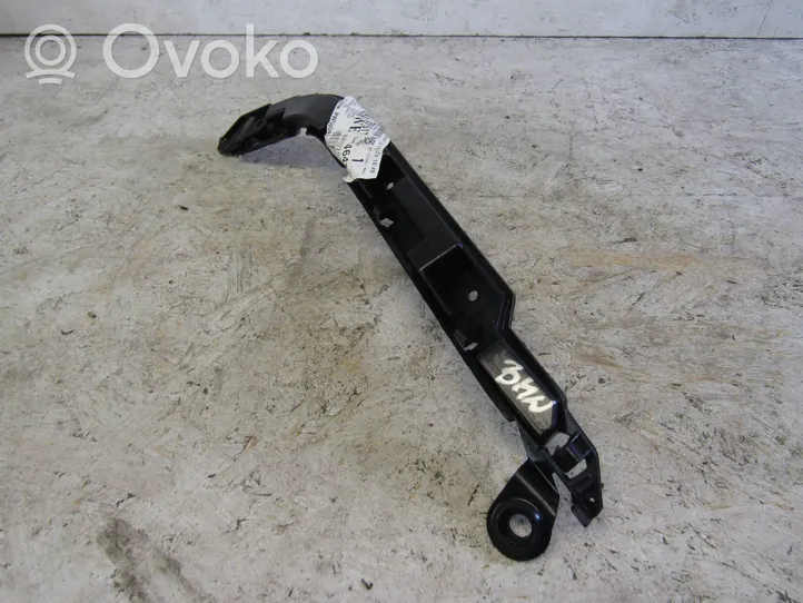 BMW 1 E81 E87 Takapuskurin kannake 7058517