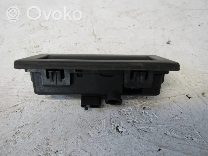 Opel Corsa E Panel mocowania chłodnicy 3V0827566