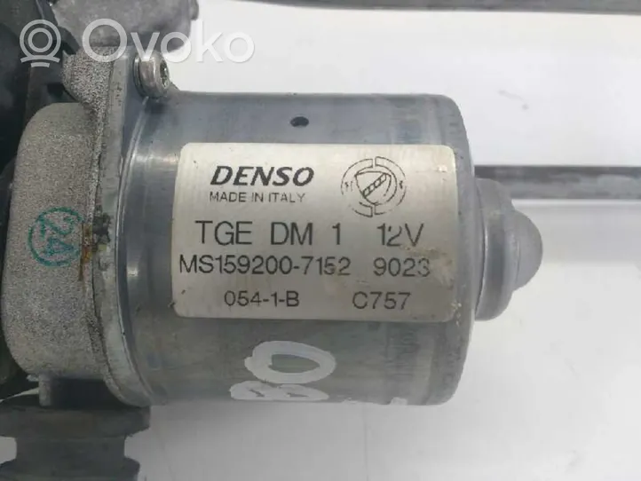 Fiat Panda III Motor y varillaje del limpiaparabrisas delantero M5159200