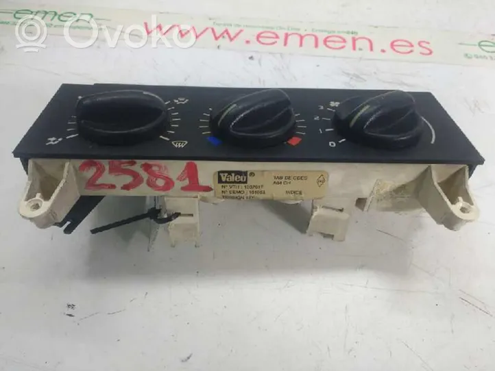 Renault Master II Climate control unit 133761F